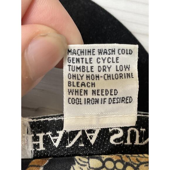 Hana Sung Blouse Womens Medium Black Gold Baroque Tassel Rope Print Short Sleeve - Picture 7 of 8